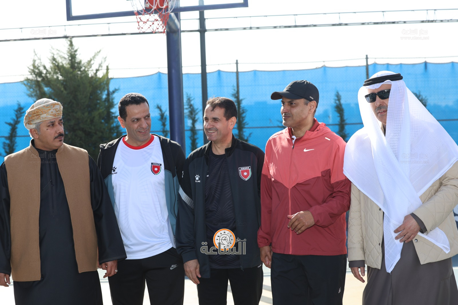 Madar Al-Saa Images 0.7734885094181517