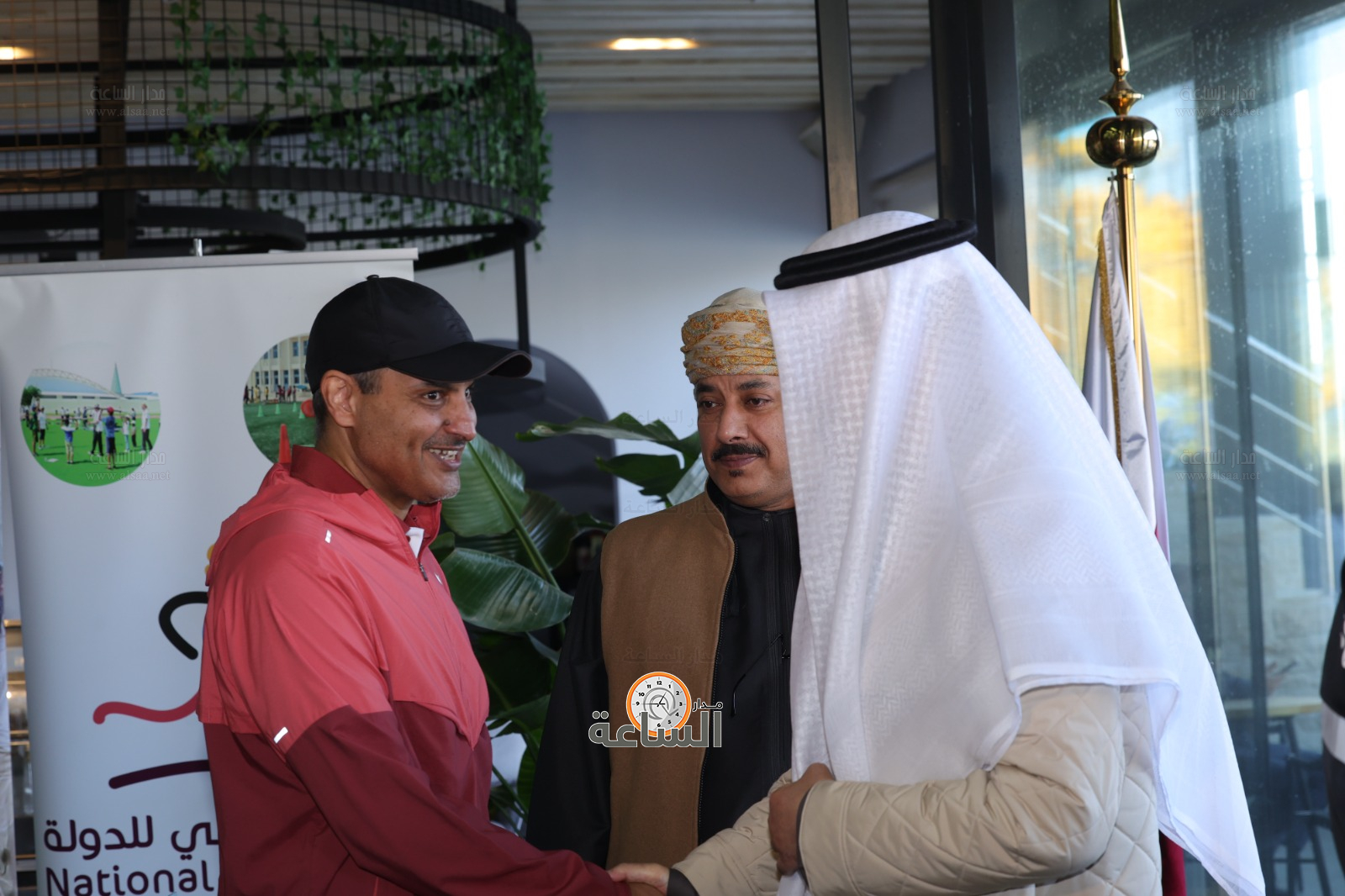 Madar Al-Saa Images 0.7482670921958008