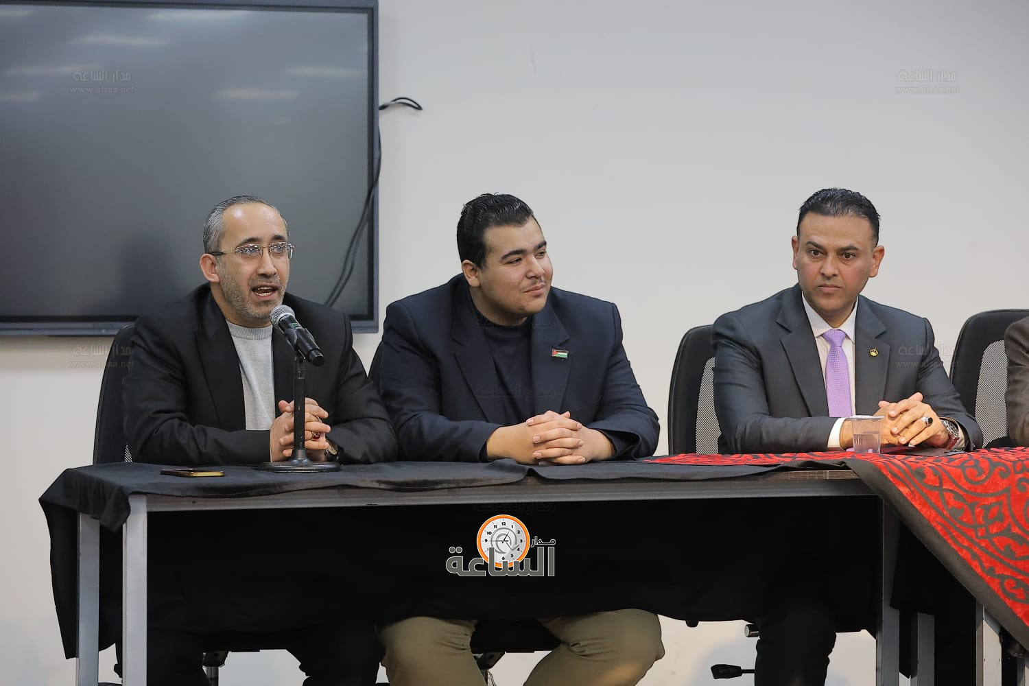 Madar Al-Saa Images 0.01802079036323989