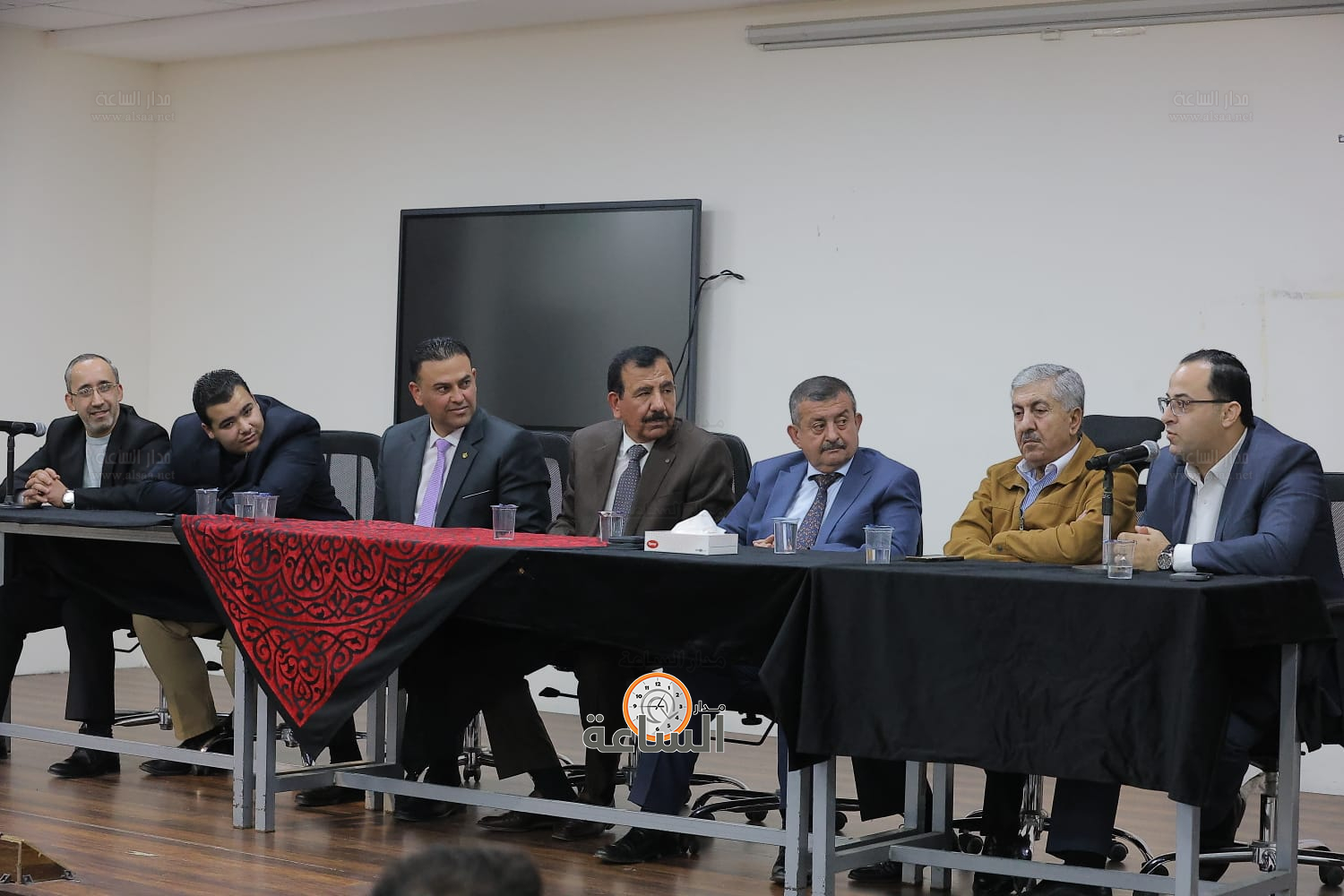 Madar Al-Saa Images 0.4546752664478977