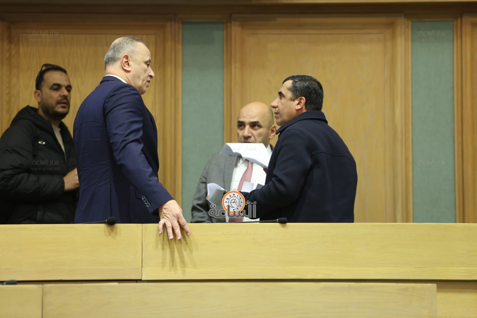 Madar Al-Saa Images 0.8139160604684359