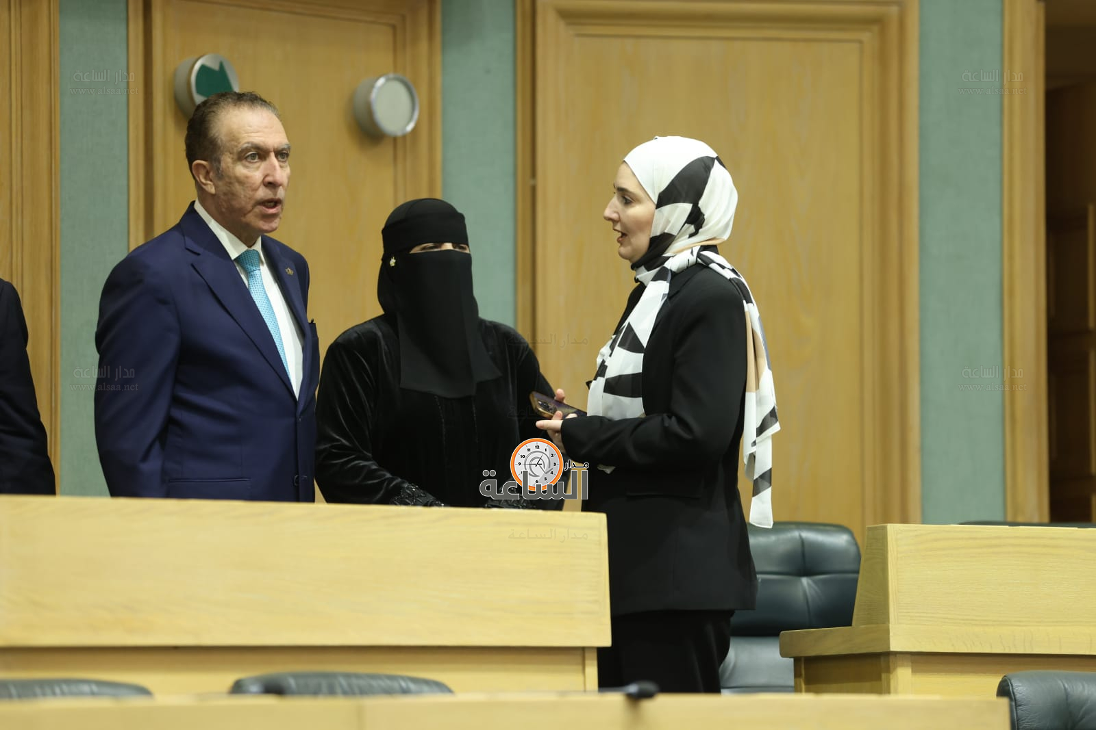 Madar Al-Saa Images 0.07315790568799241