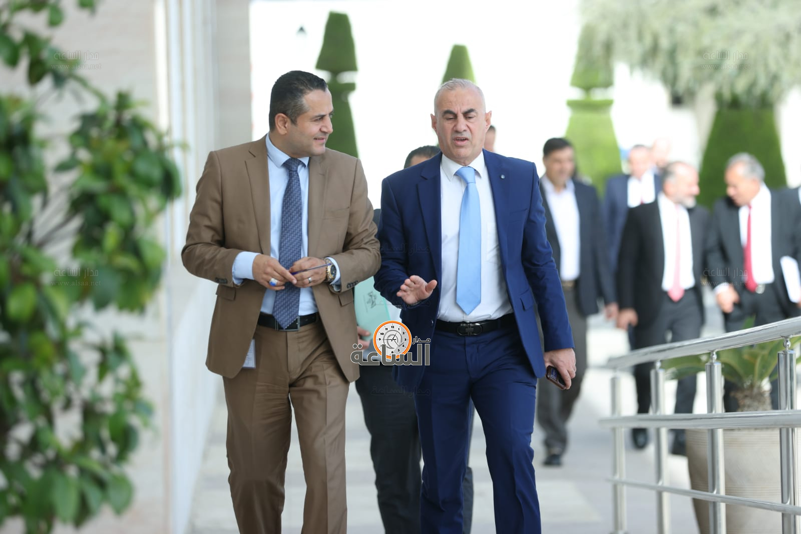 Madar Al-Saa Images 0.4174531834956895