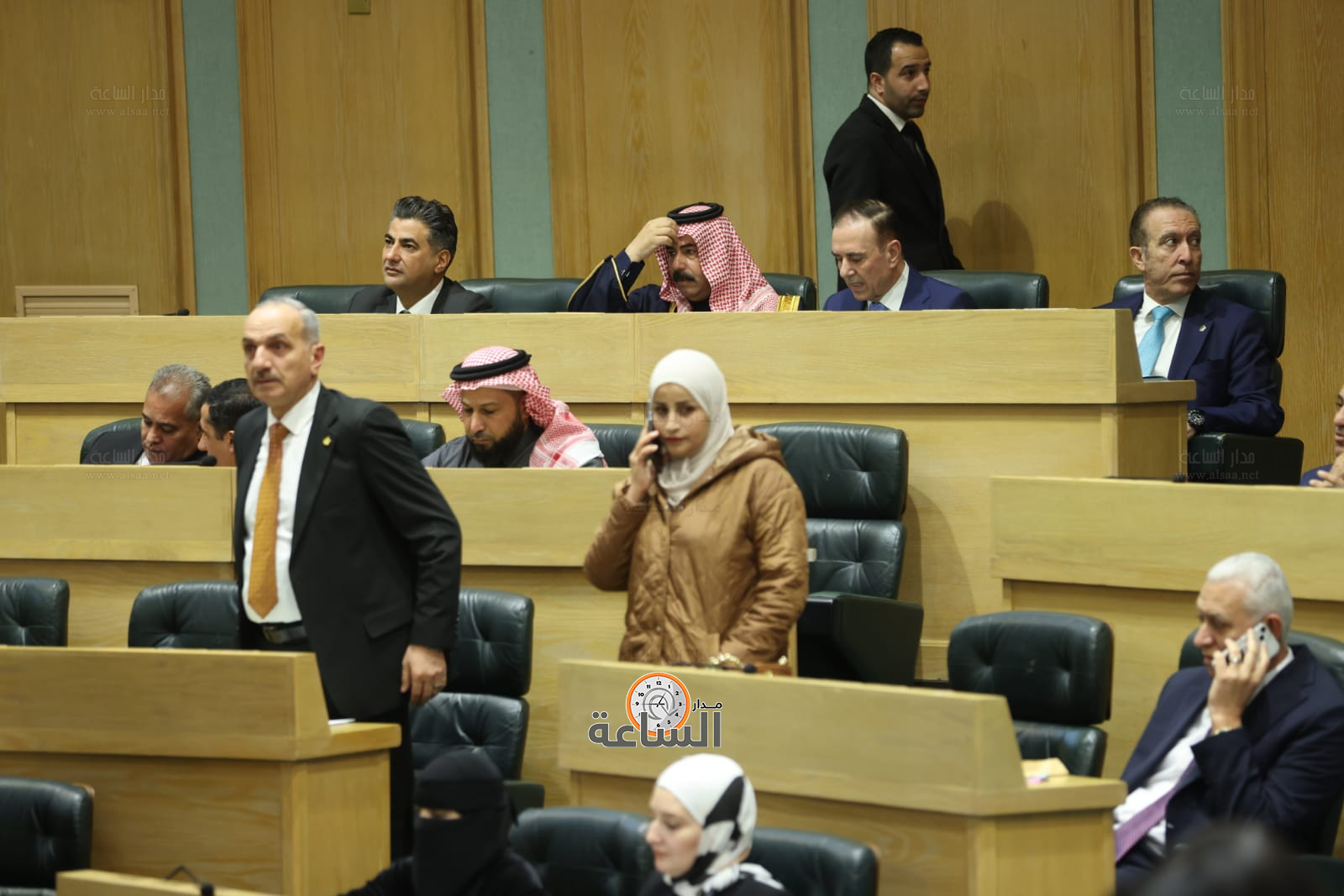 Madar Al-Saa Images 0.36749687052990254