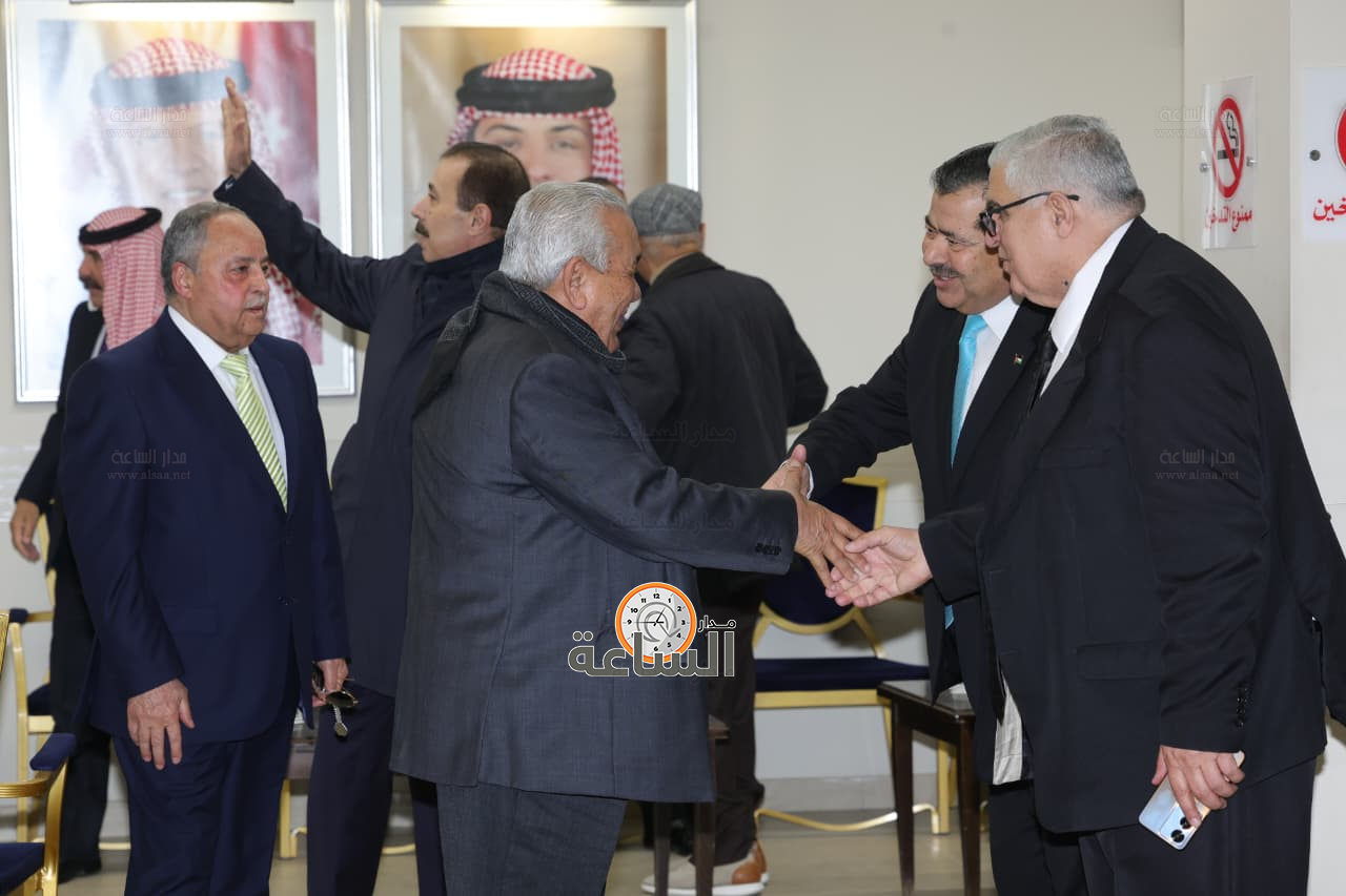 Madar Al-Saa Images 0.6858938177018128