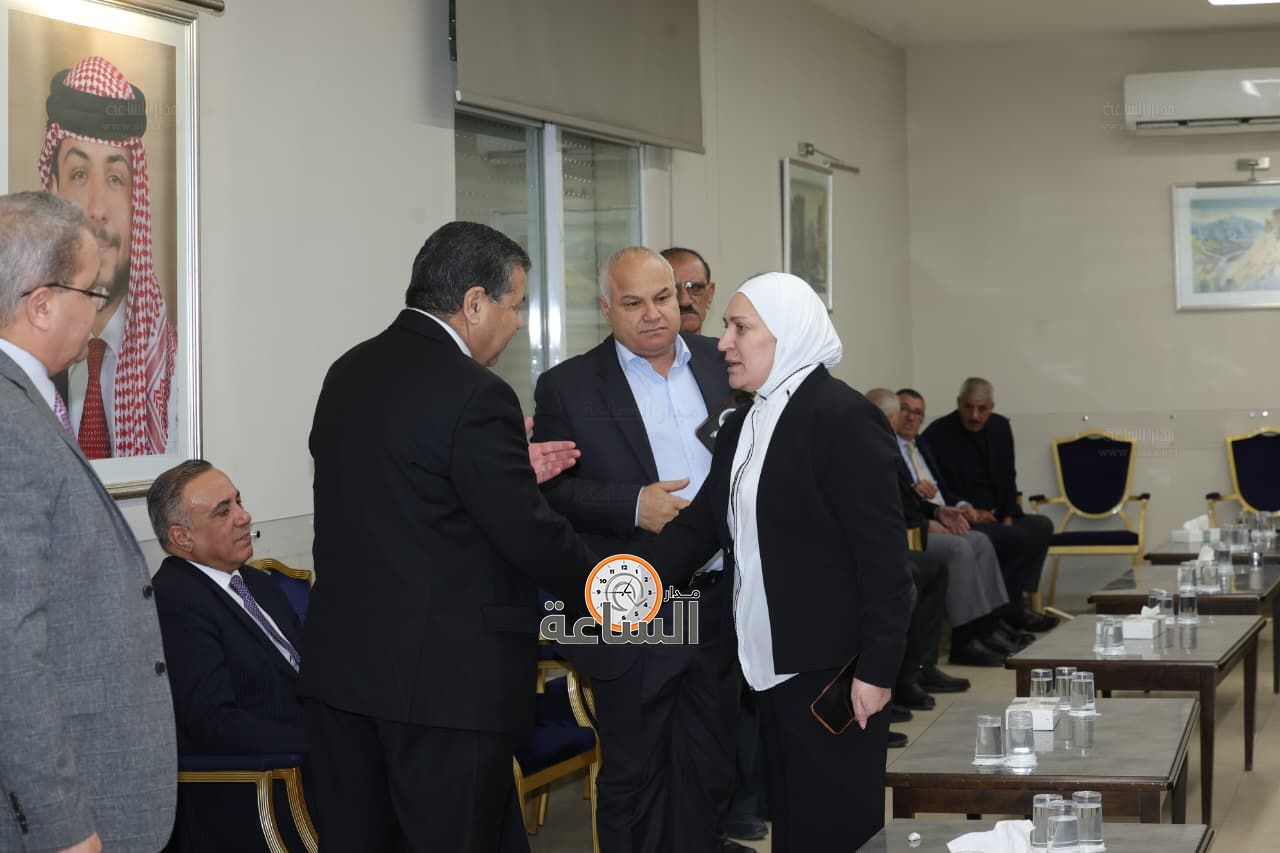 Madar Al-Saa Images 0.8806363582992623