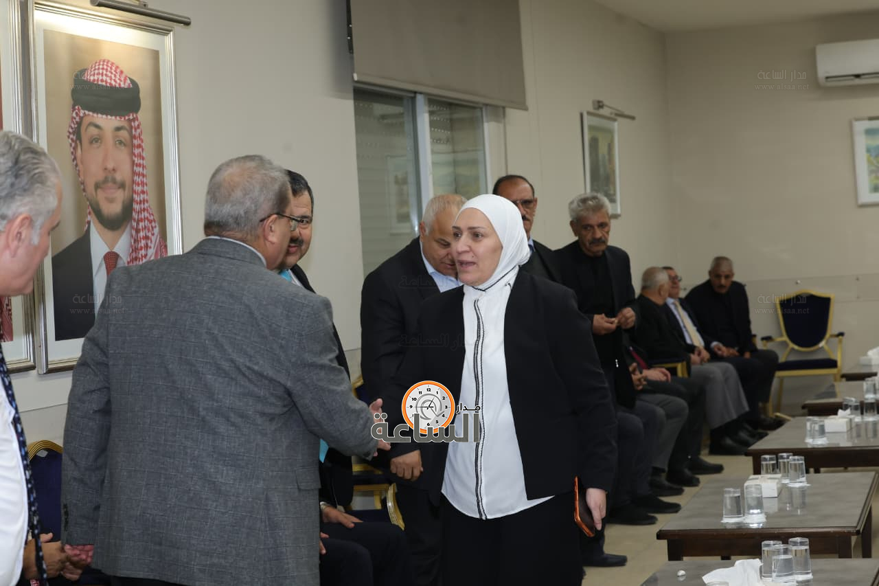 Madar Al-Saa Images 0.7683608006277037