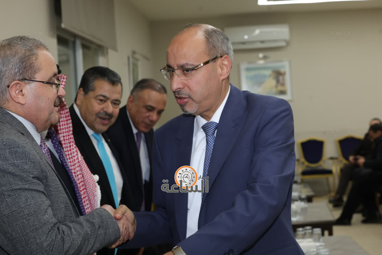 Madar Al-Saa Images 0.5516014289597085