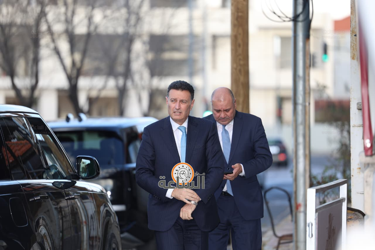 Madar Al-Saa Images 0.3794048869446749