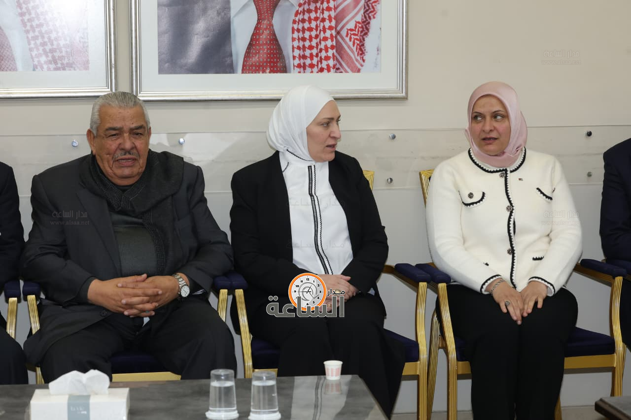 Madar Al-Saa Images 0.8326364285745185