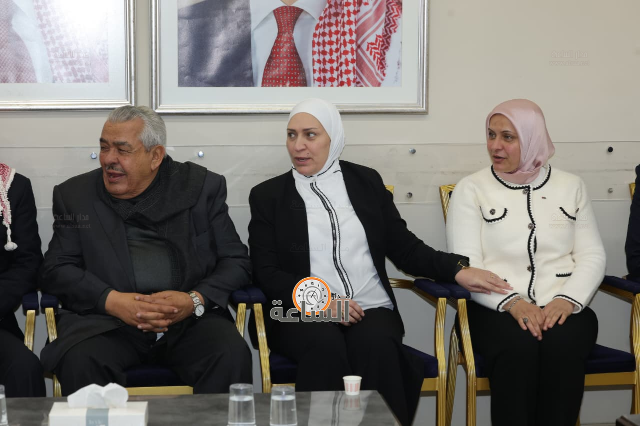 Madar Al-Saa Images 0.9132548522806652