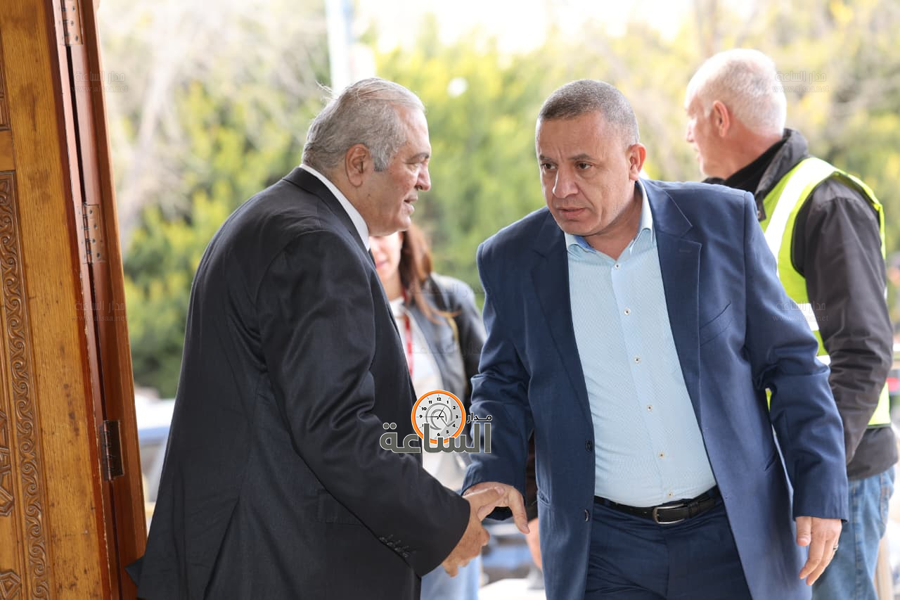 Madar Al-Saa Images 0.029250003561634097