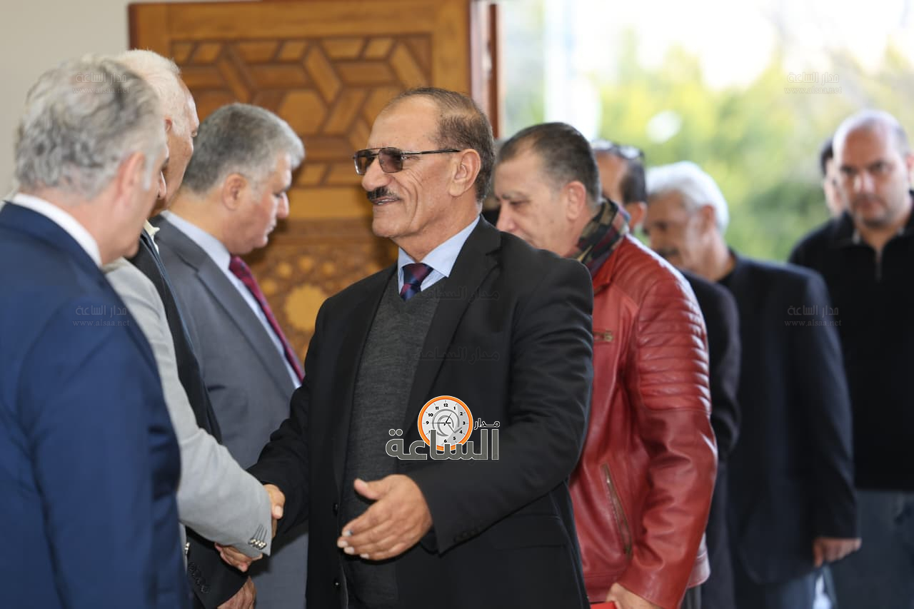 Madar Al-Saa Images 0.3520704388254492