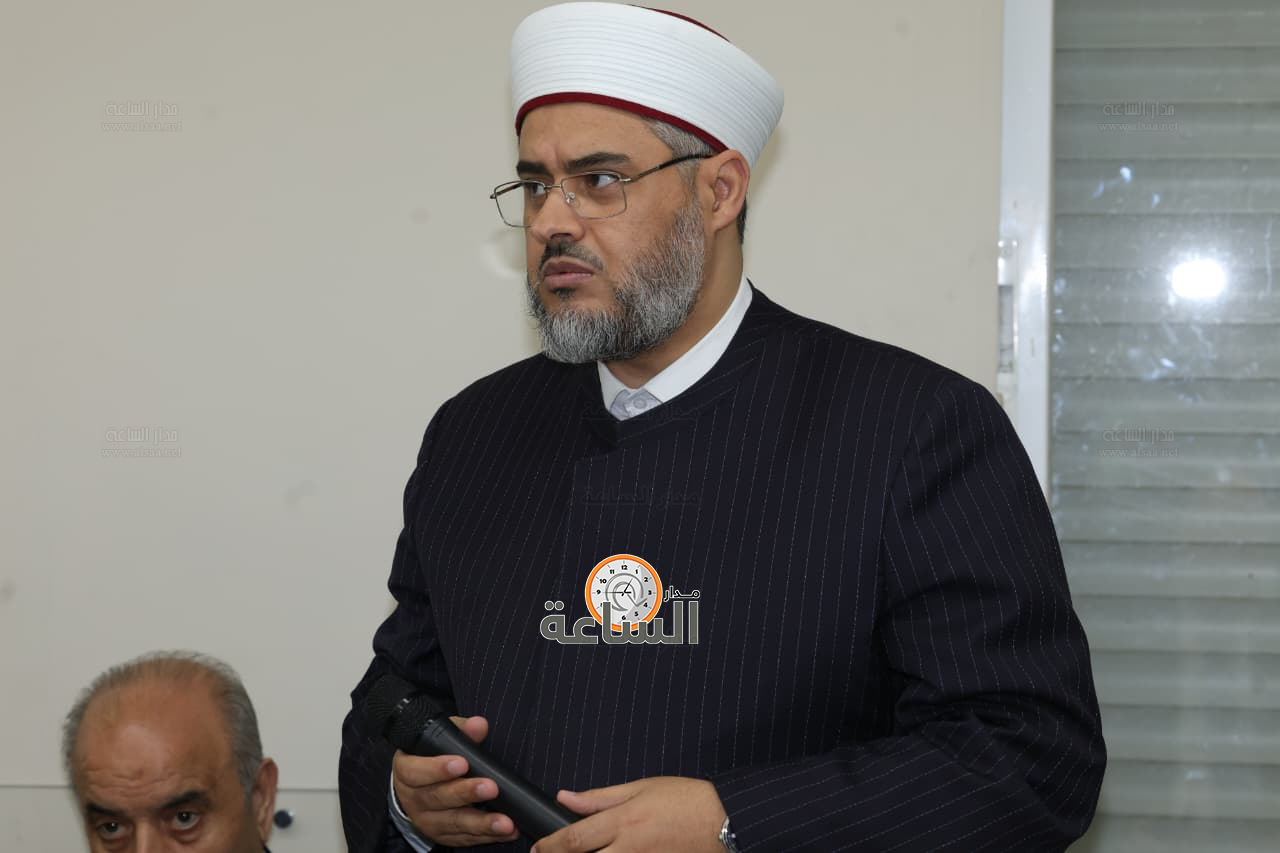 Madar Al-Saa Images 0.4832319096400073