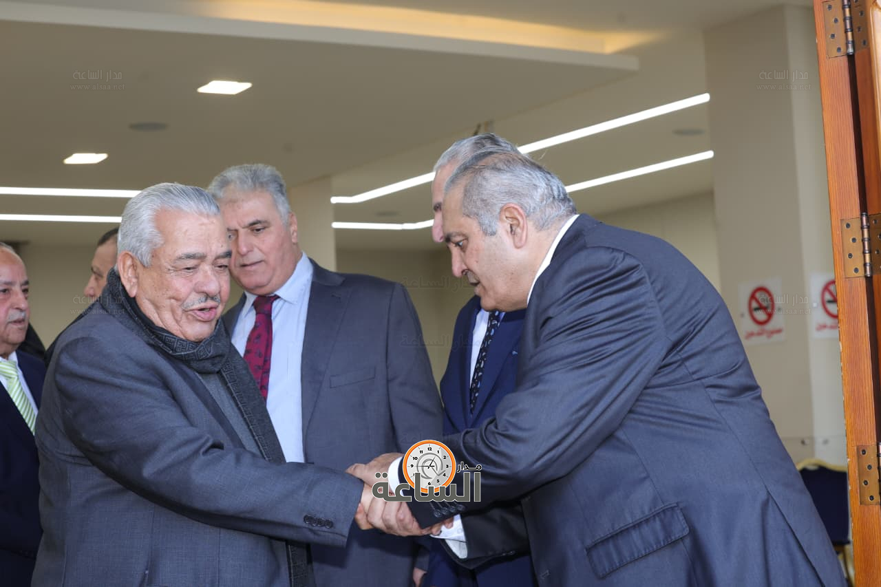 Madar Al-Saa Images 0.8850847560824365