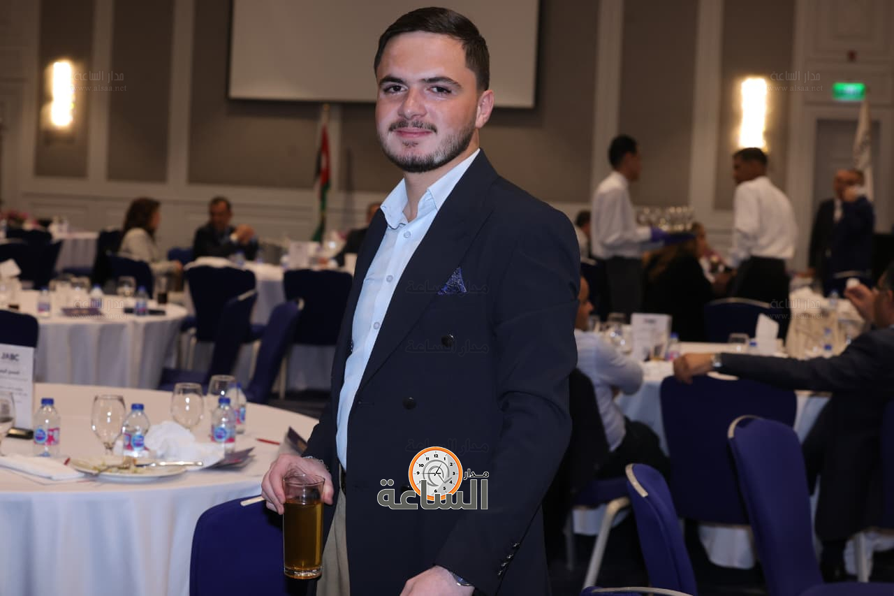 Madar Al-Saa Images 0.3888158809835841