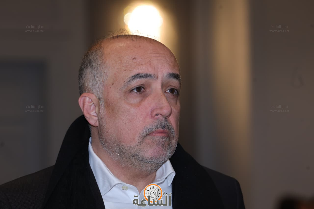 Madar Al-Saa Images 0.339109370880313