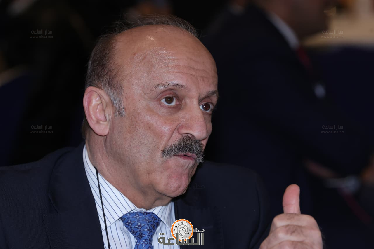 Madar Al-Saa Images 0.16379825255088631