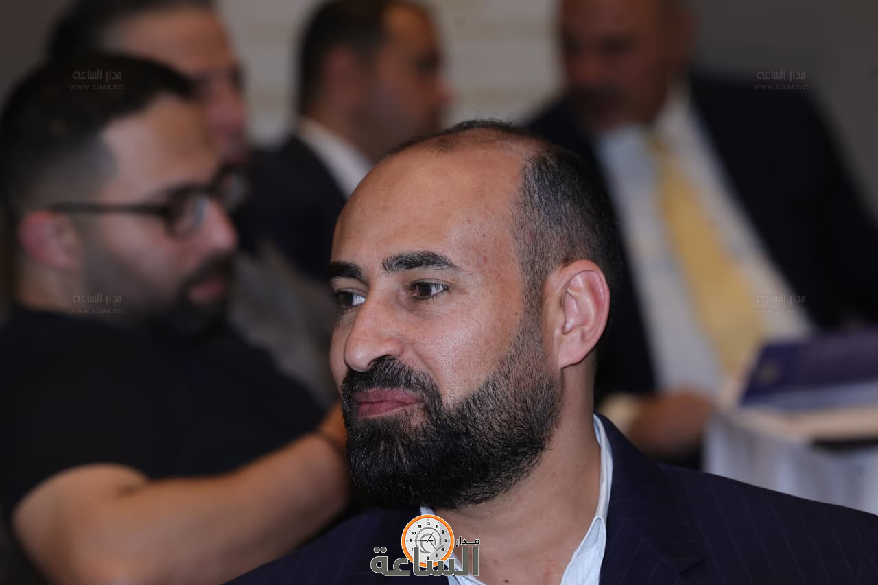 Madar Al-Saa Images 0.6878803276525687