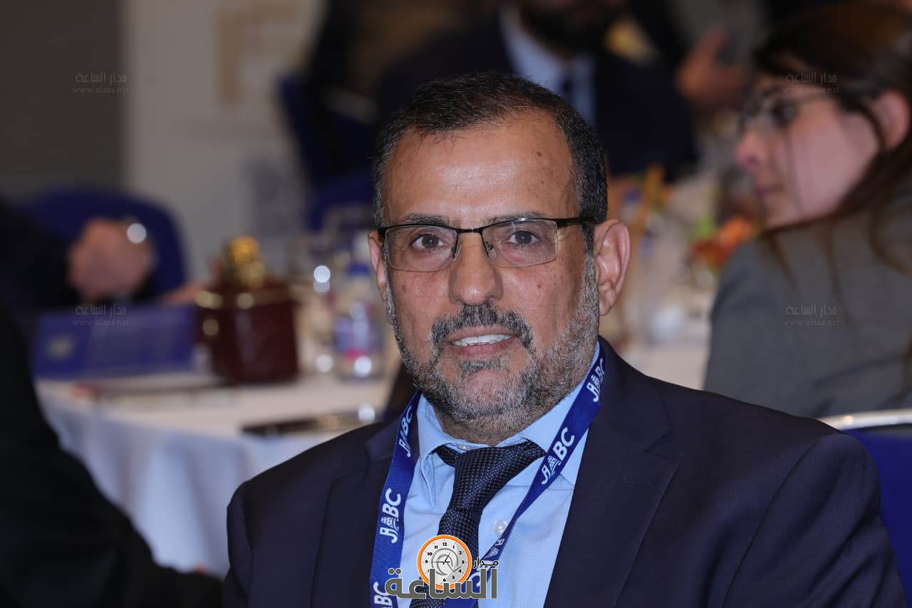 Madar Al-Saa Images 0.6767034000840273