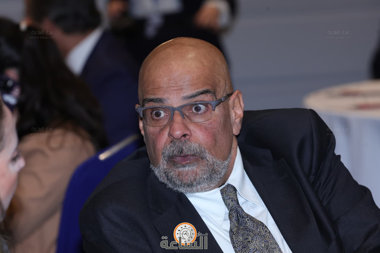 Madar Al-Saa Images 0.48976269515280013