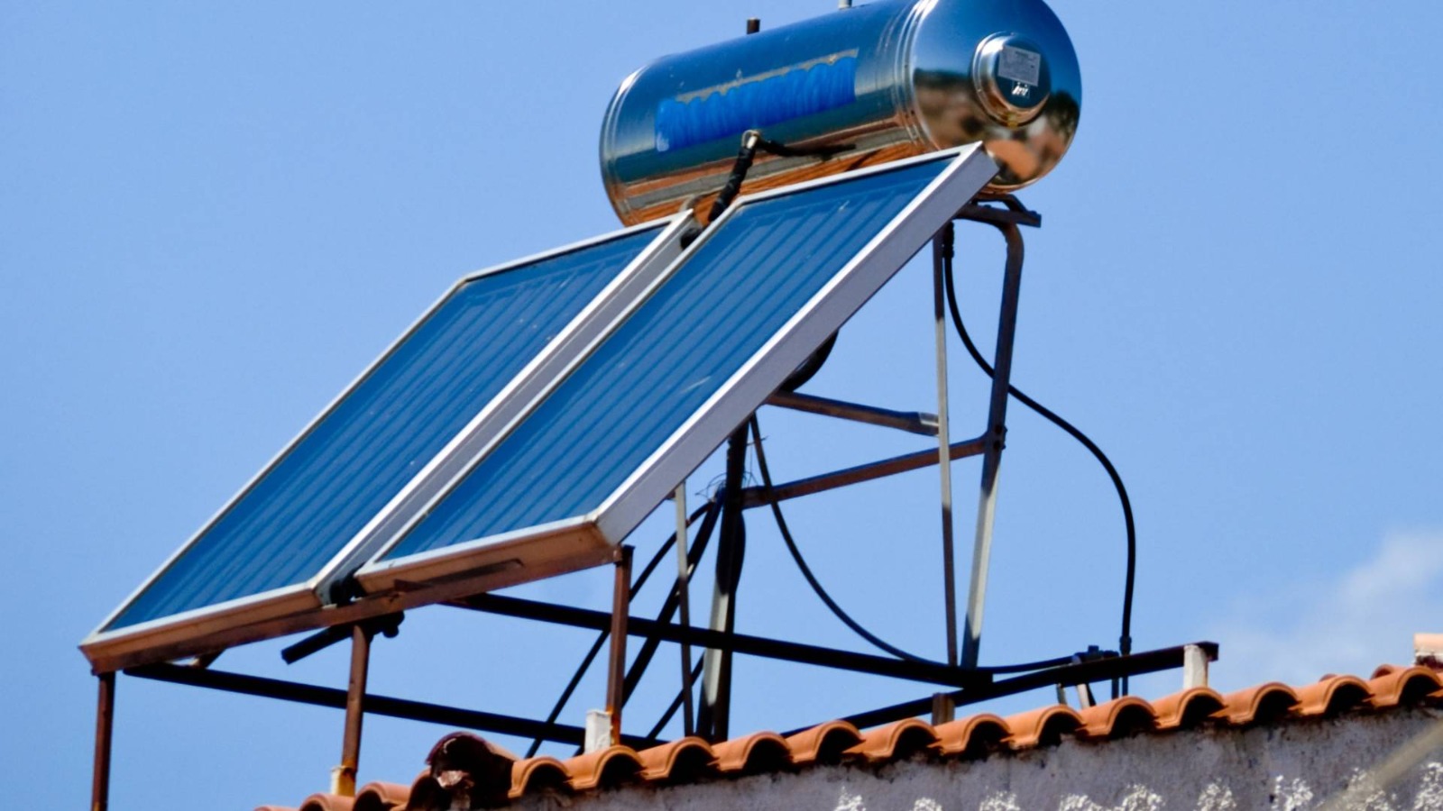 Madar Al-Saa Images 0.8721147854051156