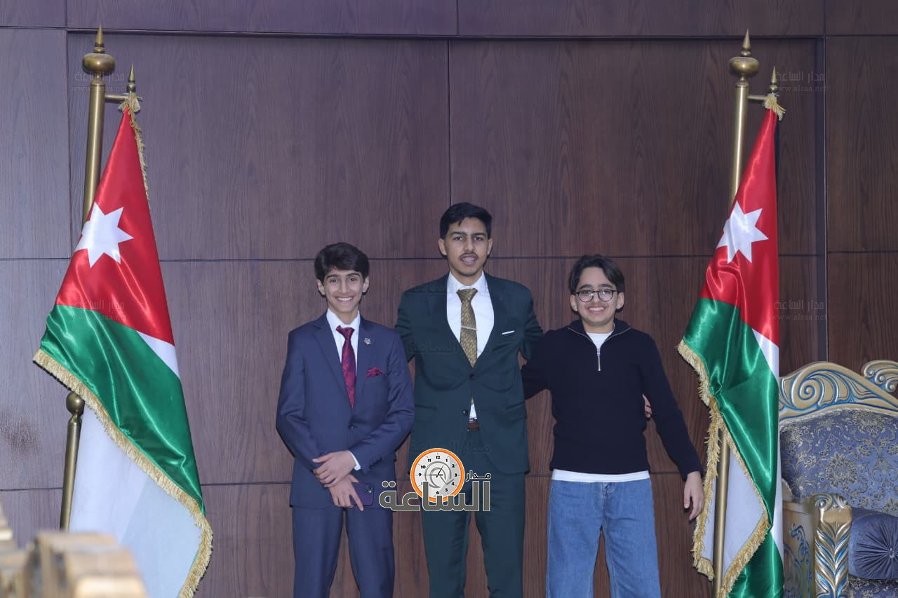 Madar Al-Saa Images 0.48107461243172644