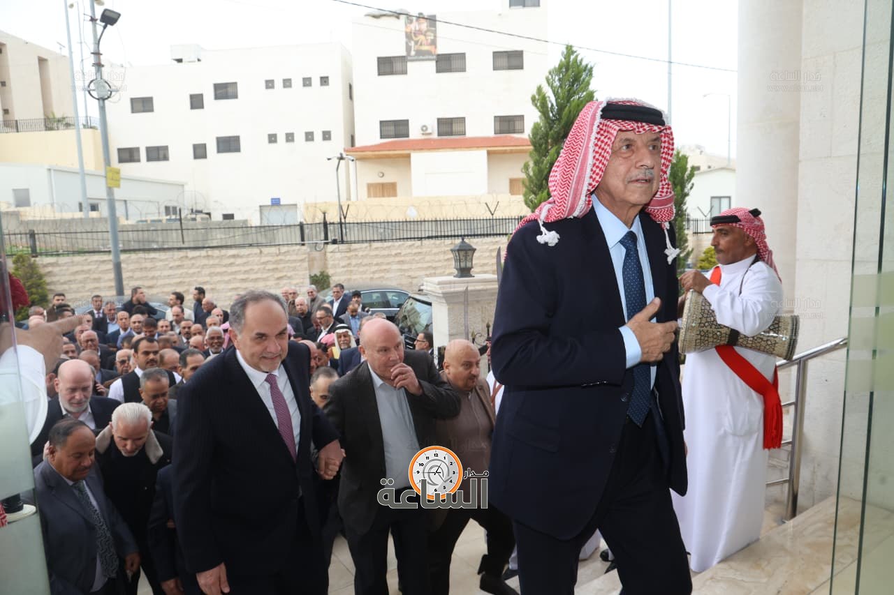 Madar Al-Saa Images 0.9292744449318678