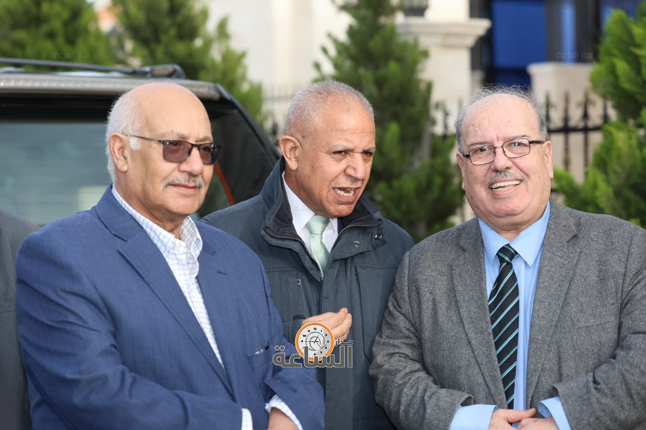 Madar Al-Saa Images 0.2309632395862059