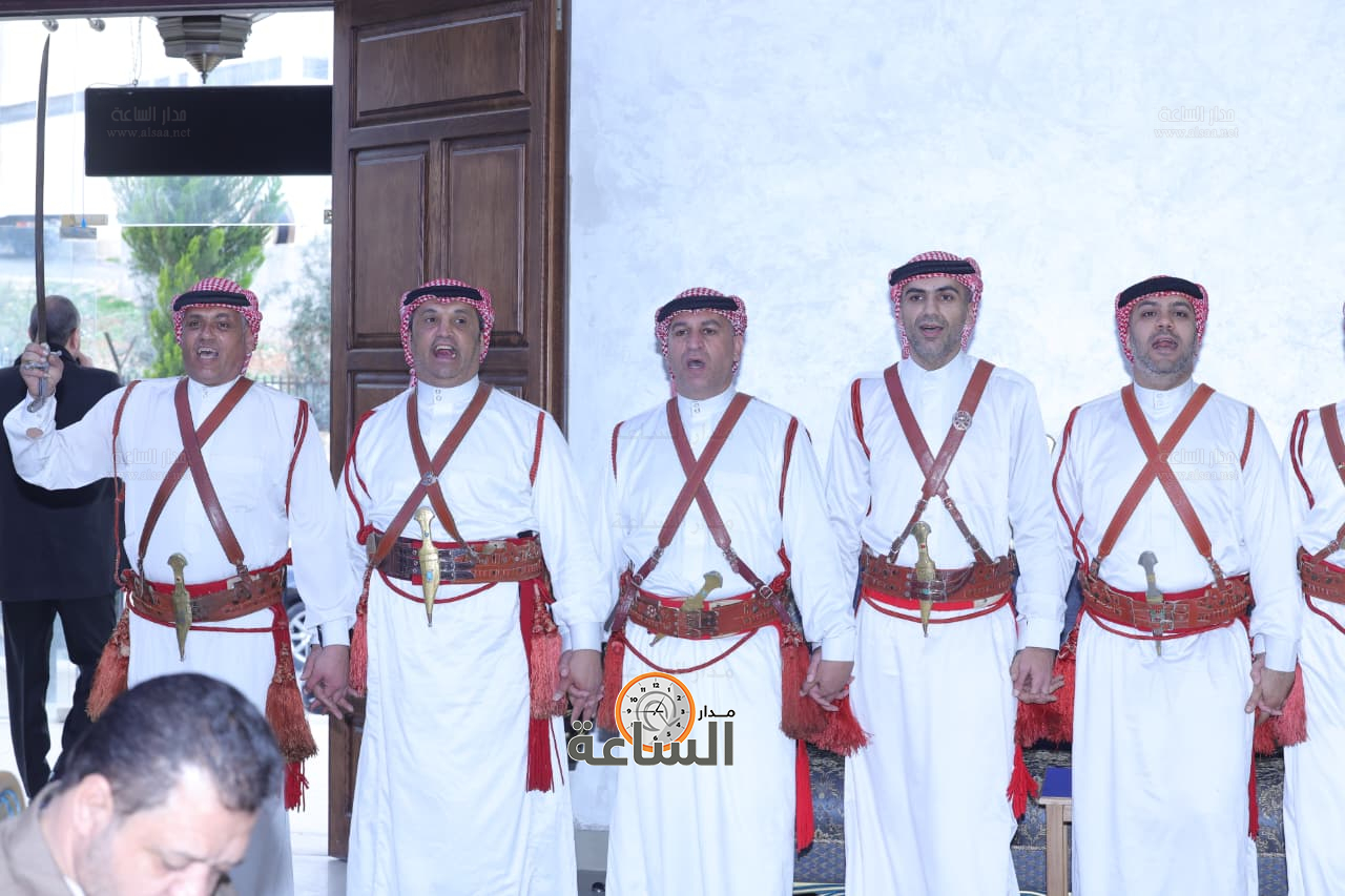 Madar Al-Saa Images 0.9946580990132554