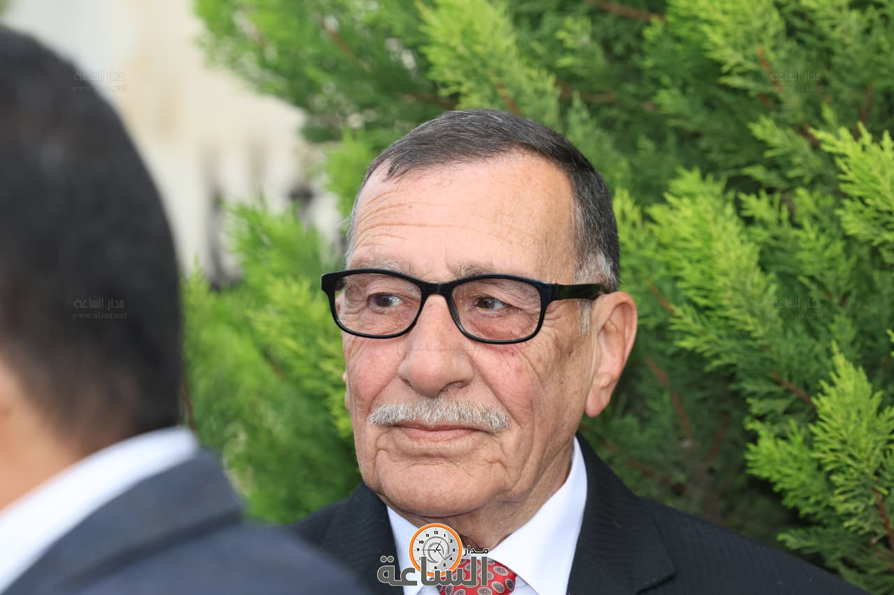 Madar Al-Saa Images 0.2315199207367733