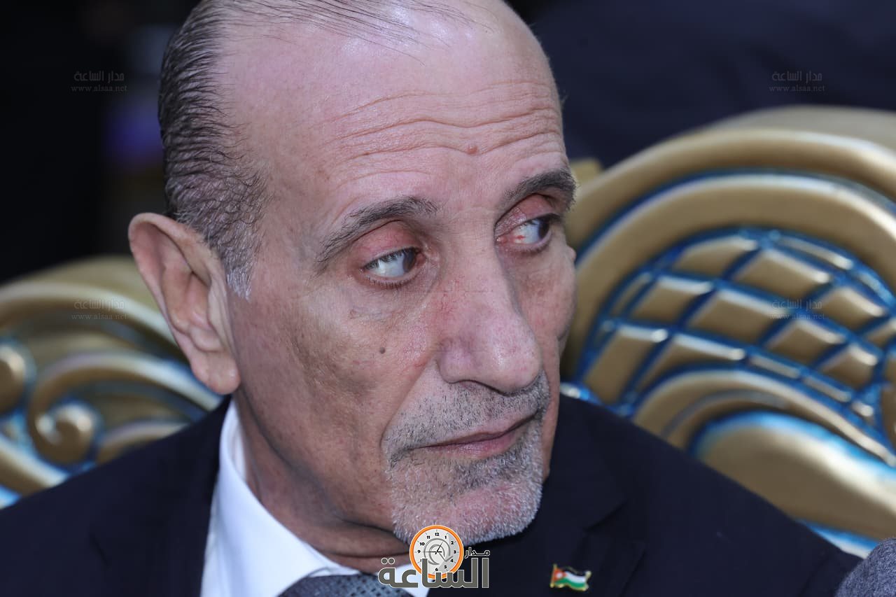 Madar Al-Saa Images 0.45850420115413626