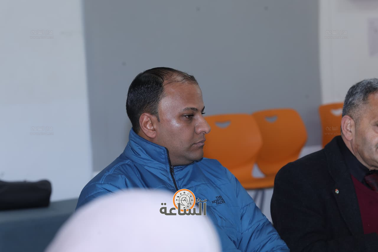 Madar Al-Saa Images 0.8392819143918404