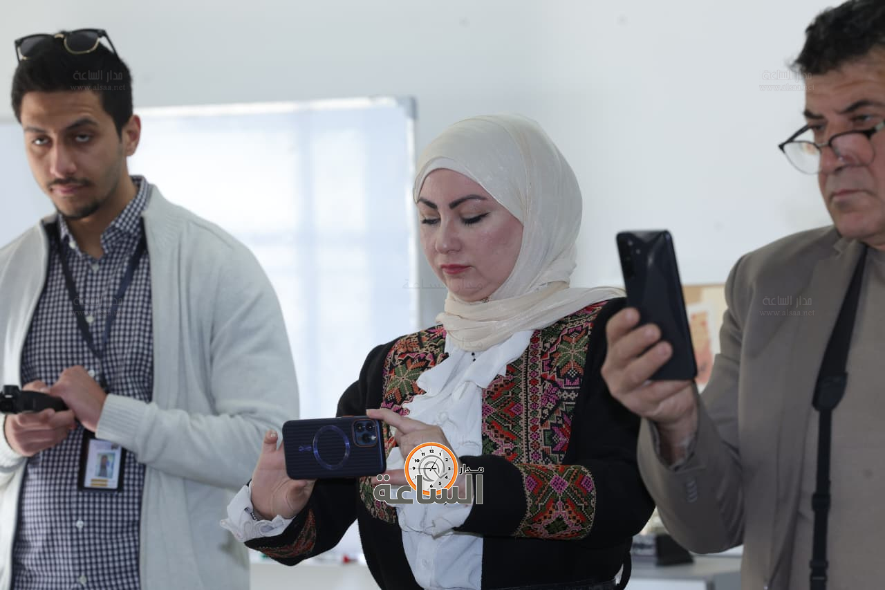 Madar Al-Saa Images 0.25103197551098366