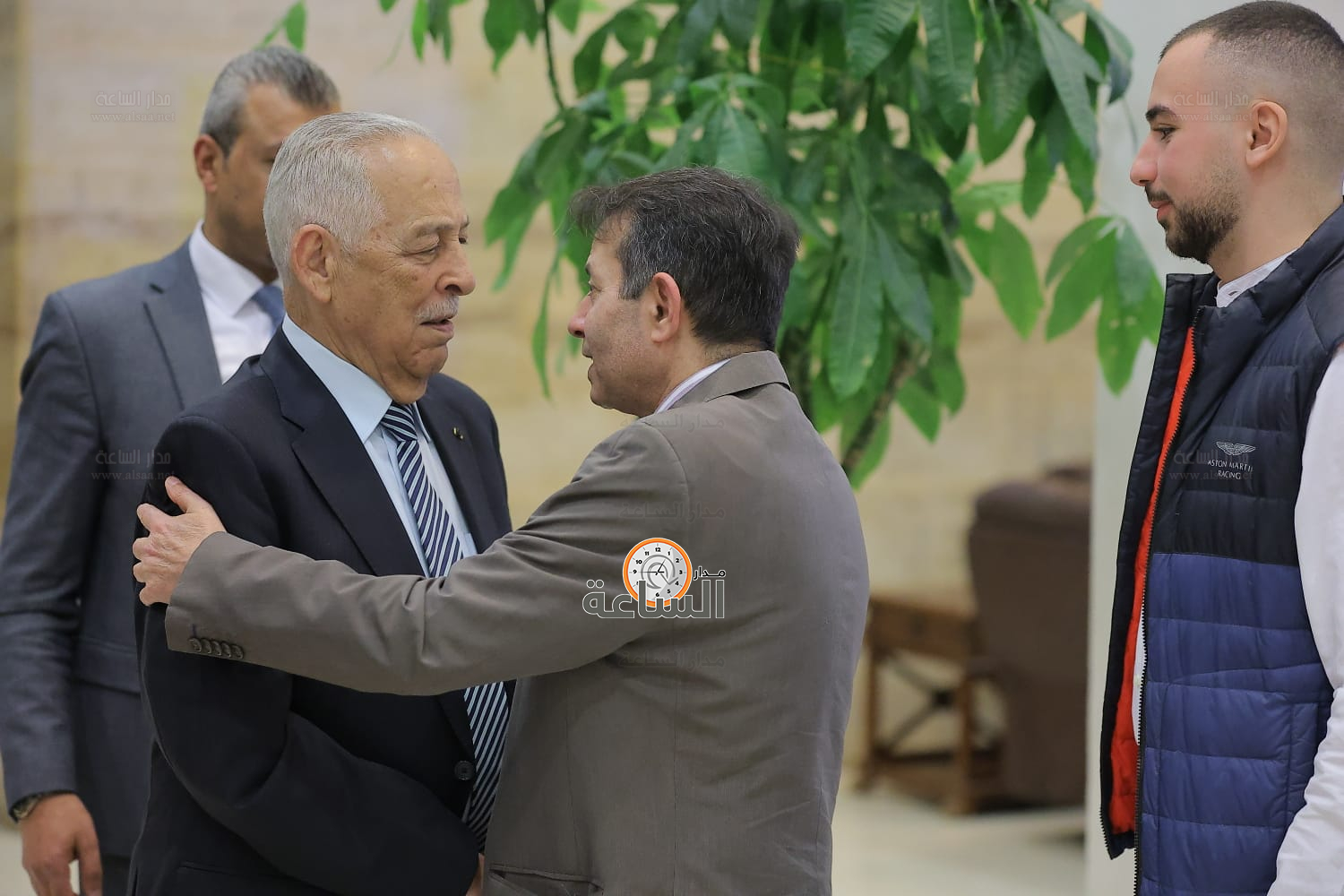 Madar Al-Saa Images 0.01340403500552878