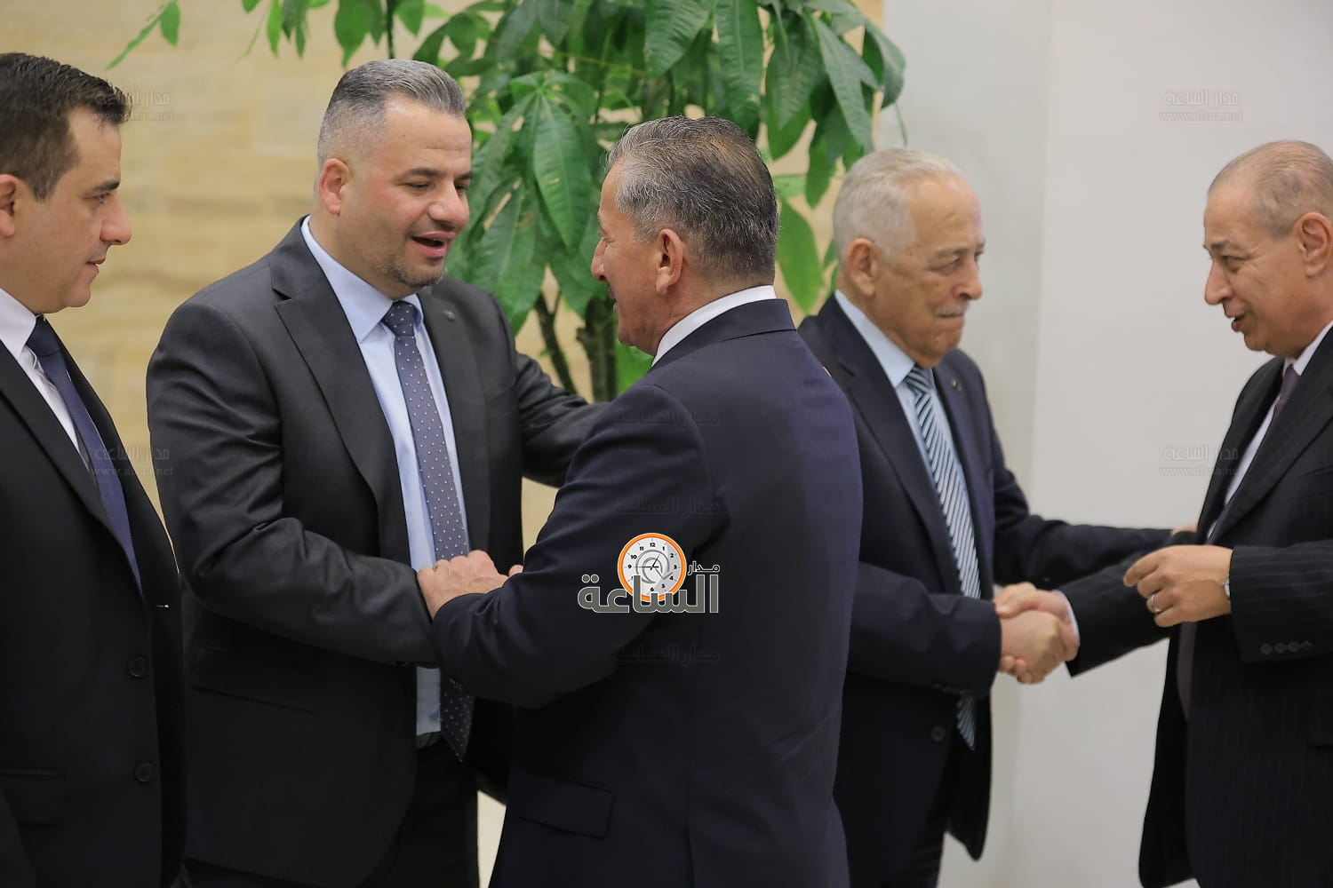 Madar Al-Saa Images 0.7799418127575637