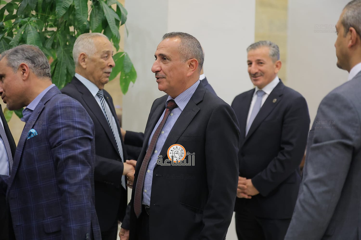 Madar Al-Saa Images 0.006935737419314969