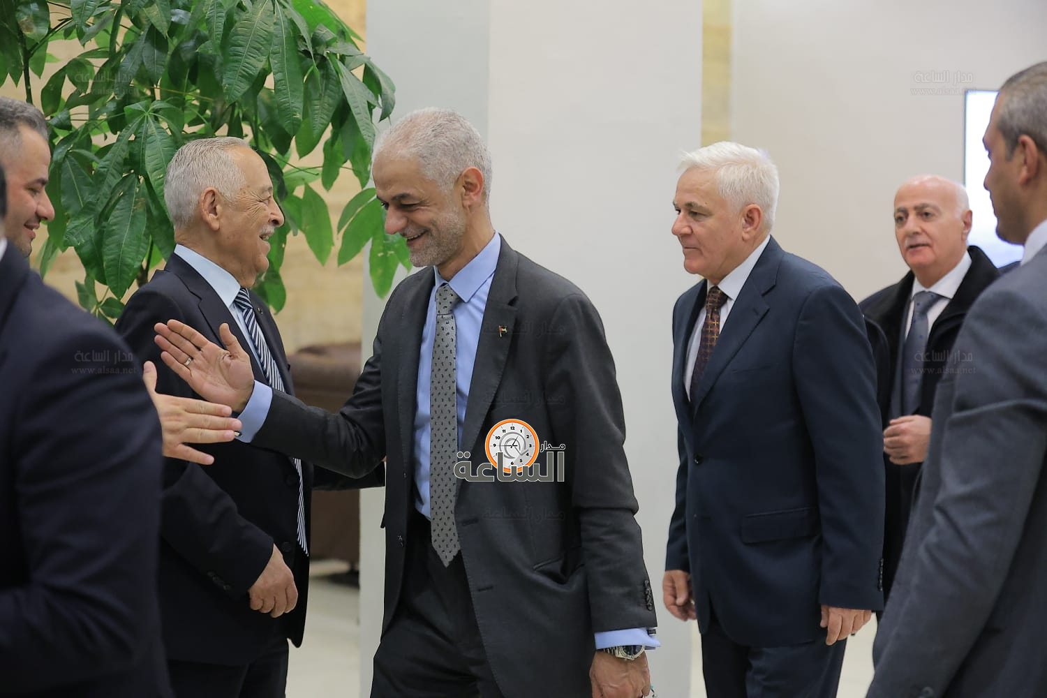 Madar Al-Saa Images 0.23085547136849072