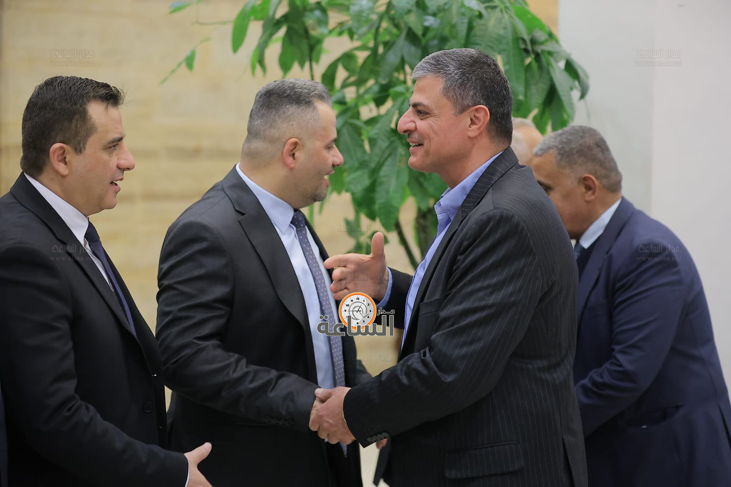 Madar Al-Saa Images 0.06321381980412477