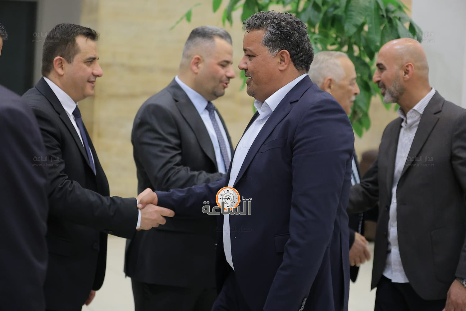 Madar Al-Saa Images 0.5376880891584332