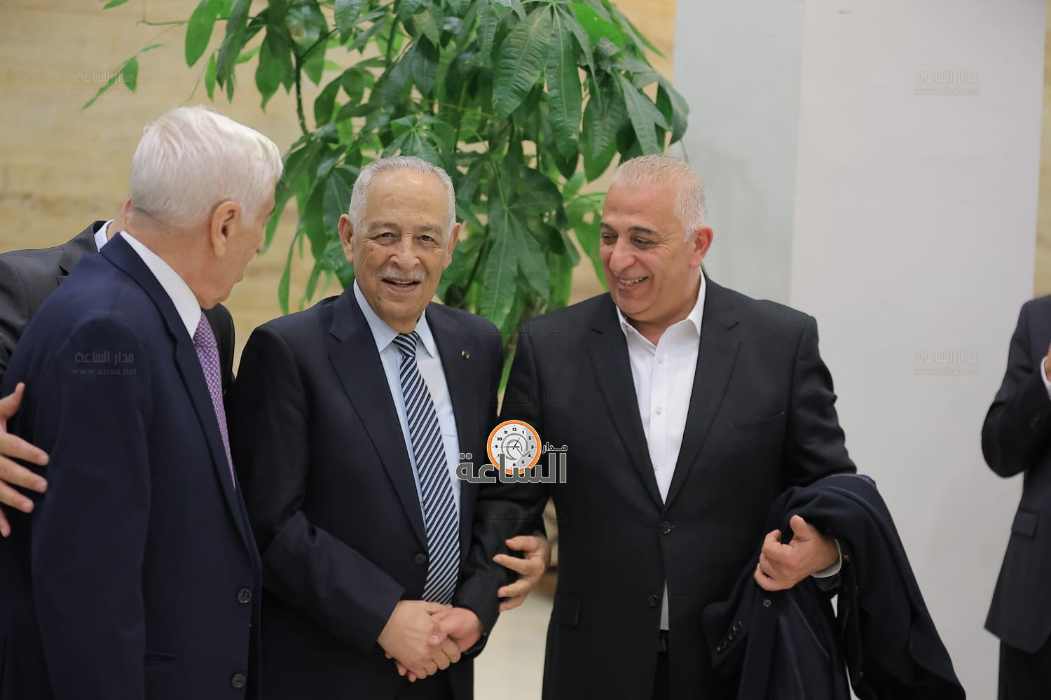 Madar Al-Saa Images 0.5120350477576758