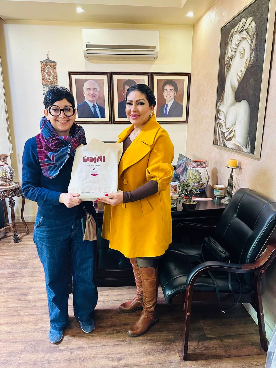 Madar Al-Saa Images 0.10962093524557648