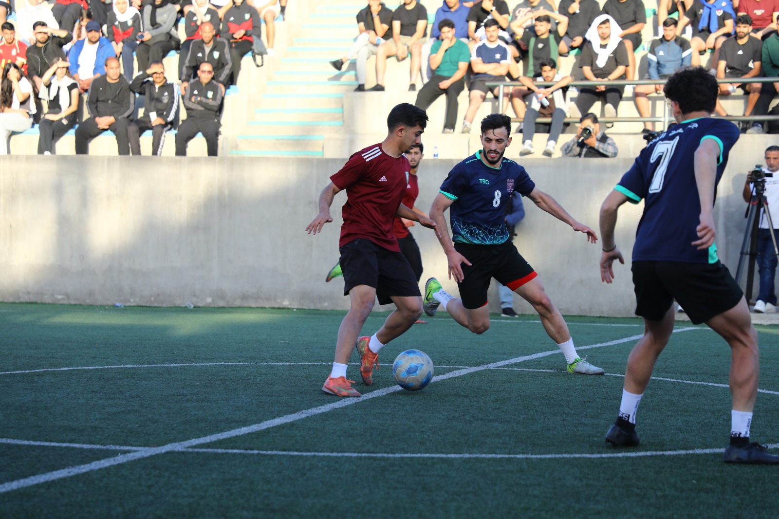 Madar Al-Saa Images 0.719512610373889