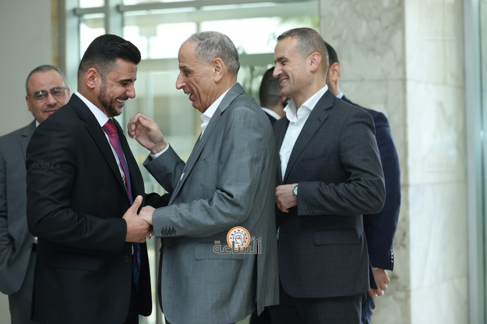 Madar Al-Saa Images 0.5949272452555068