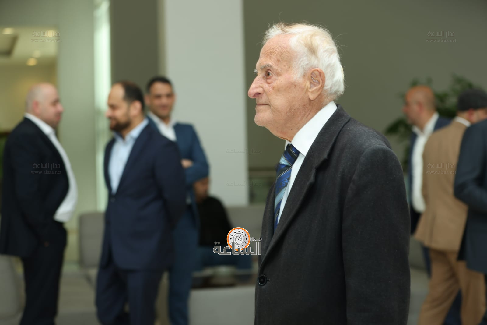 Madar Al-Saa Images 0.7122731850368471