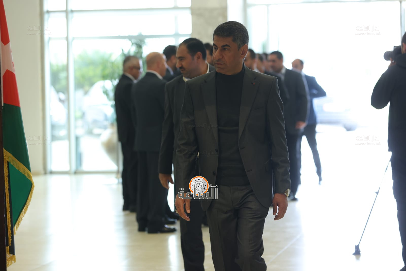 Madar Al-Saa Images 0.4095157367667589