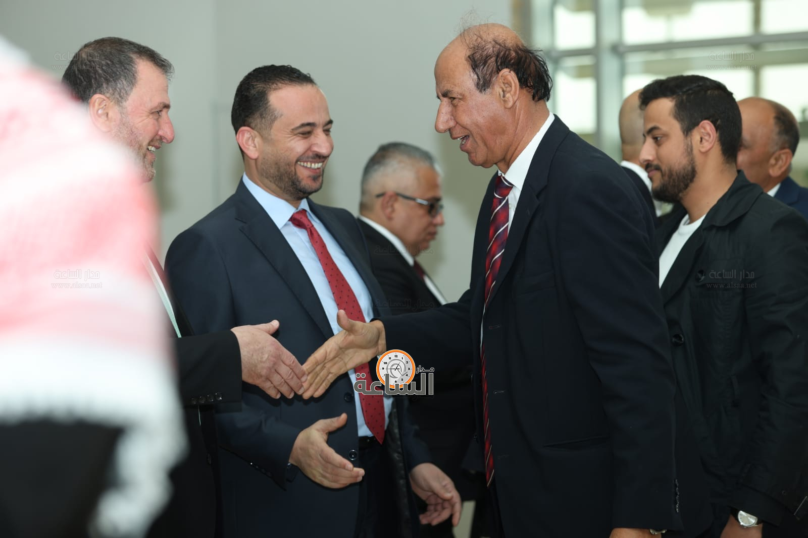 Madar Al-Saa Images 0.344219086559173