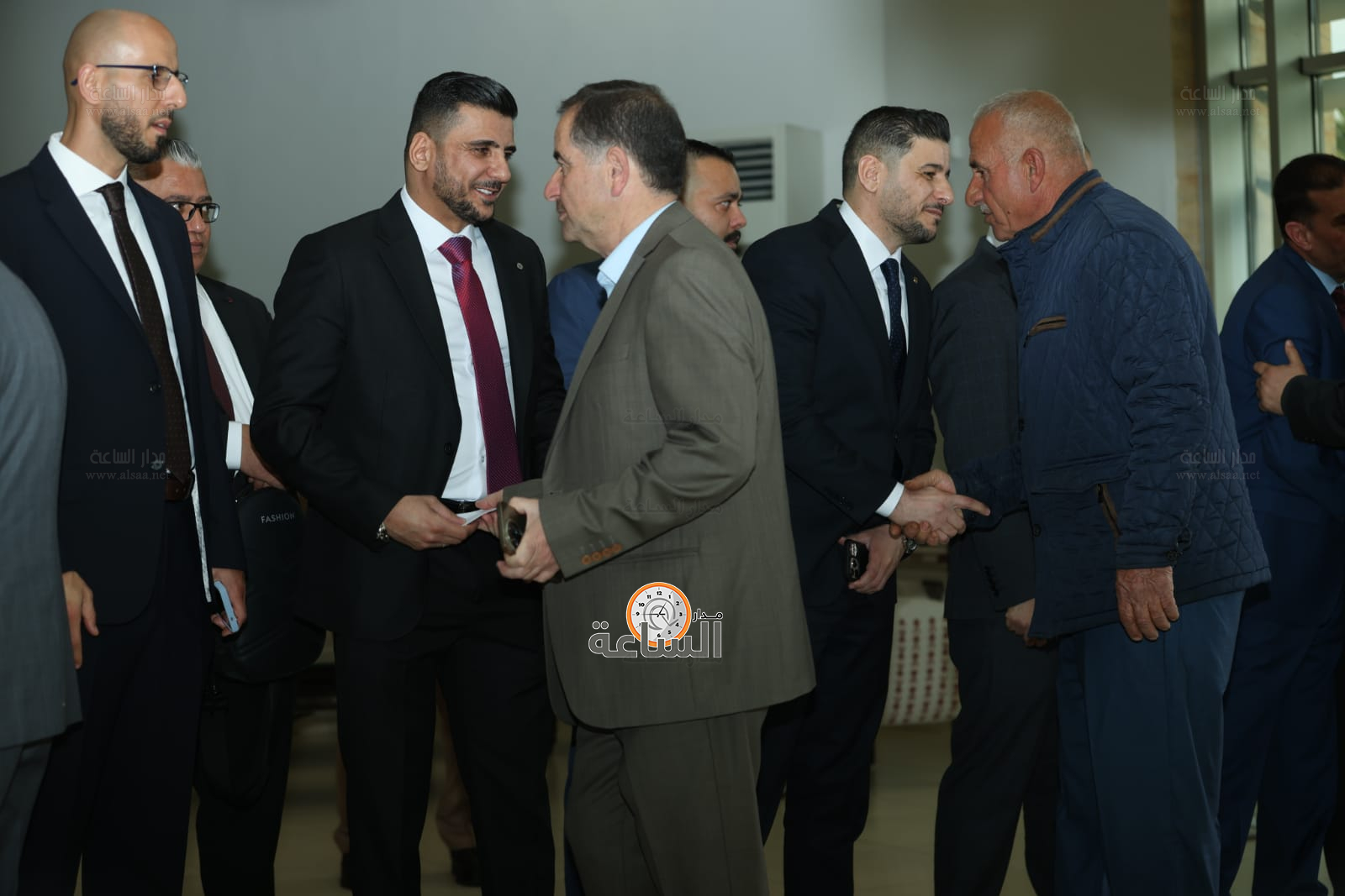 Madar Al-Saa Images 0.42296567058301693