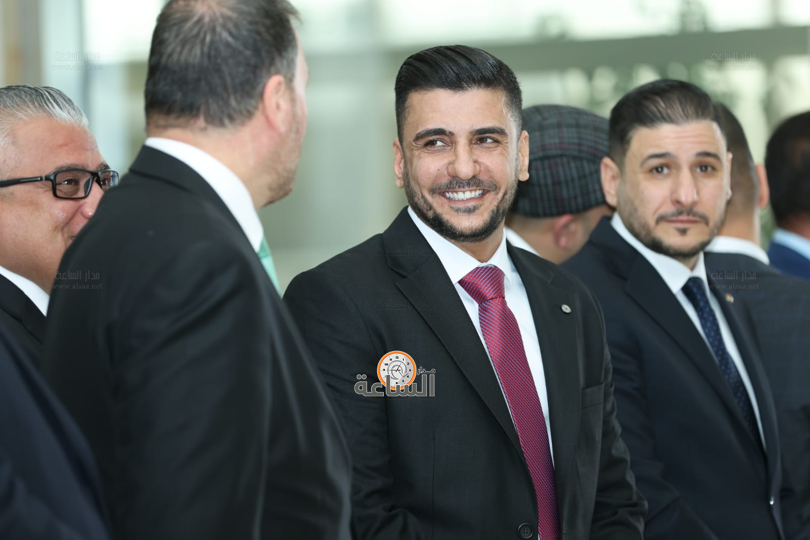 Madar Al-Saa Images 0.7700872059273005