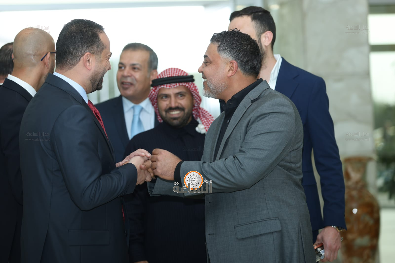 Madar Al-Saa Images 0.7494972328002746